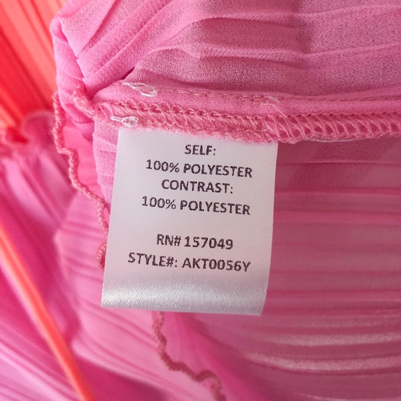 fab’rik Pleated Colorblock Peasant Blouse - Picture 6 of 8